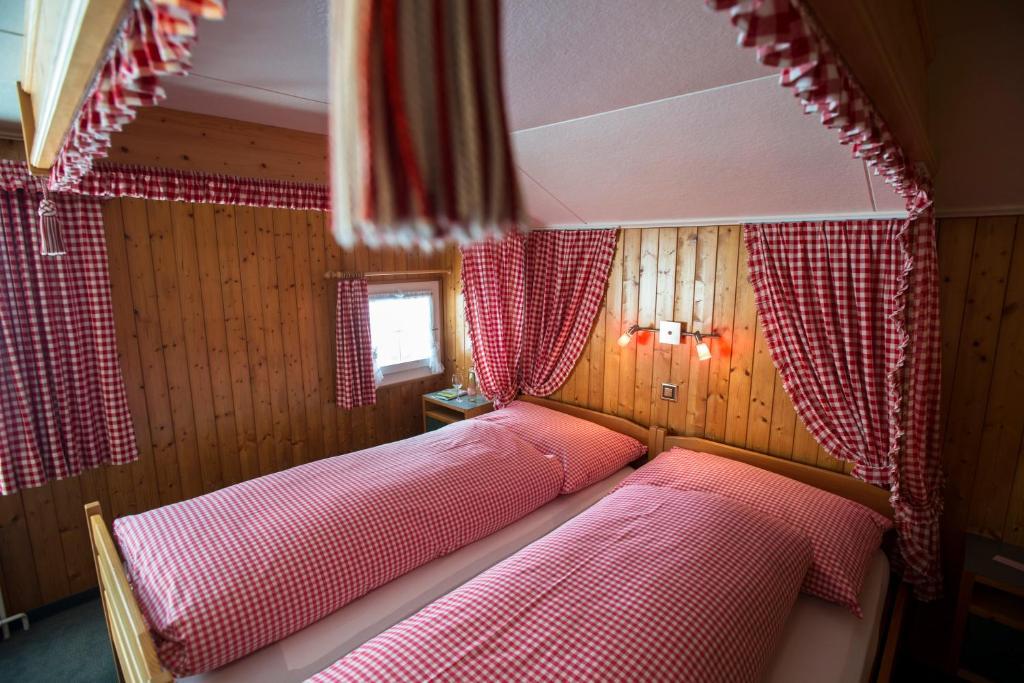 Готель Waldgasthaus Lehmen Weissbad Номер фото